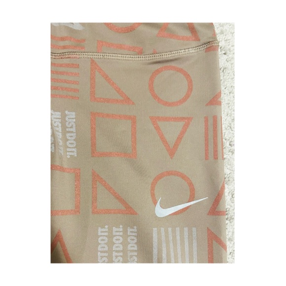 Nike Printed Workout Leggings - Picture 4 of 8